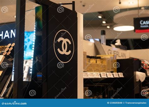 chanel store budapest hungary.